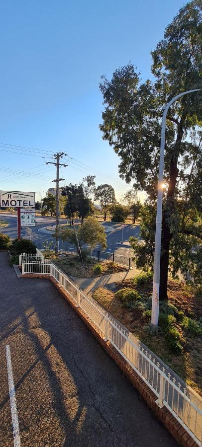 Golf Links Motel แทมเวิร์ธ ภายนอก รูปภาพ