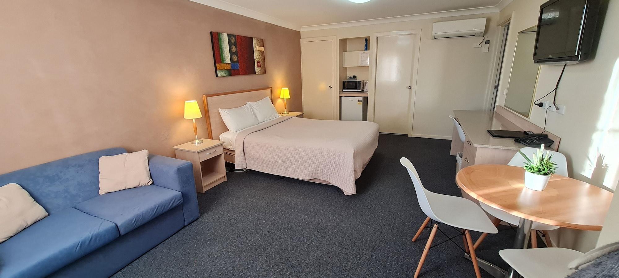 Golf Links Motel แทมเวิร์ธ ภายนอก รูปภาพ